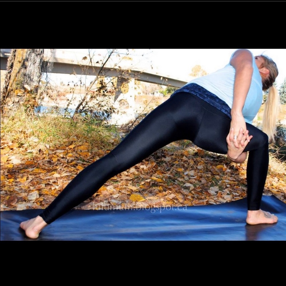 Lululemon wunder under shine leggings